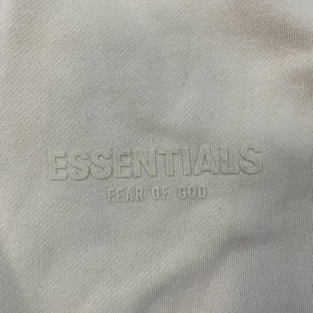 Essentials vest - Picture 3 of 7